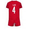 Officiële Voetbalshirt + Korte Broek Denemarken Simon Kjaer 4 Thuis WK 2022 - Kids